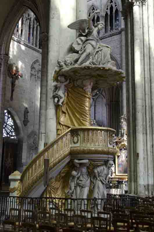 Francia - Amiens 10 - catedral de Notre Dame de Amiens.jpg